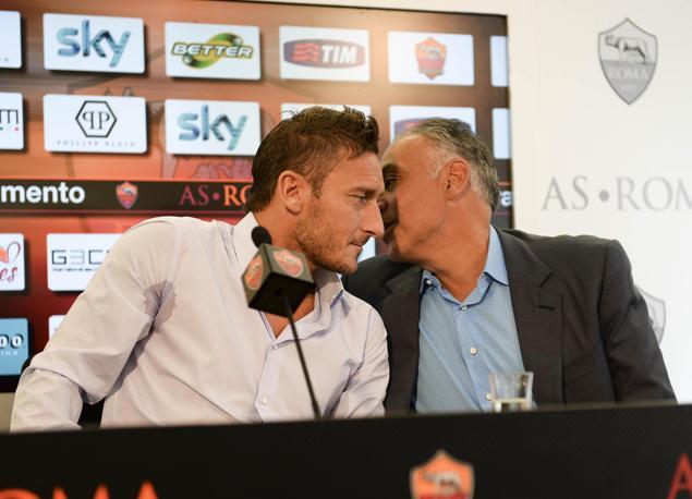 Pallotta e Totti: cresce l'attesa per la firma del contratto. Ansa